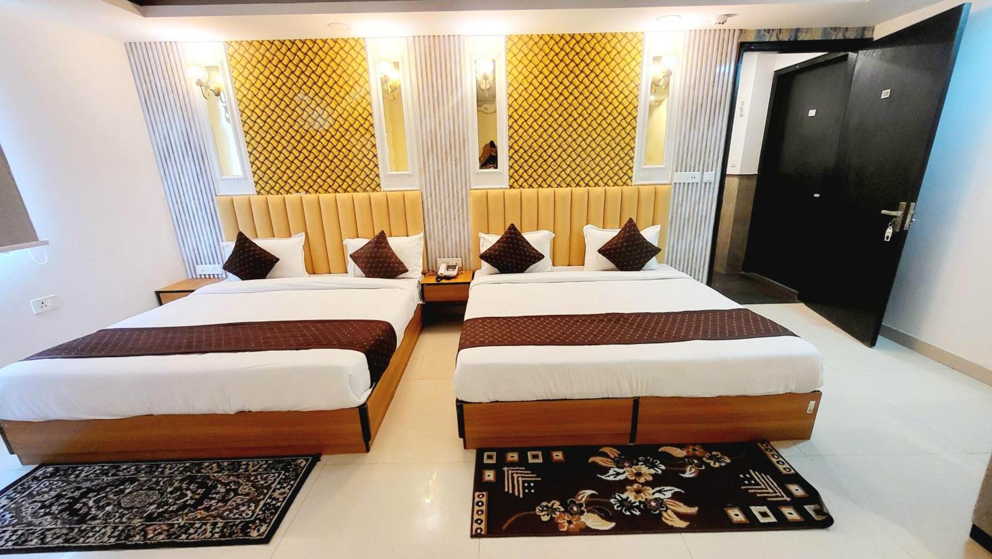 The Glory Suites Near Igi Airport Nova Deli Exterior foto